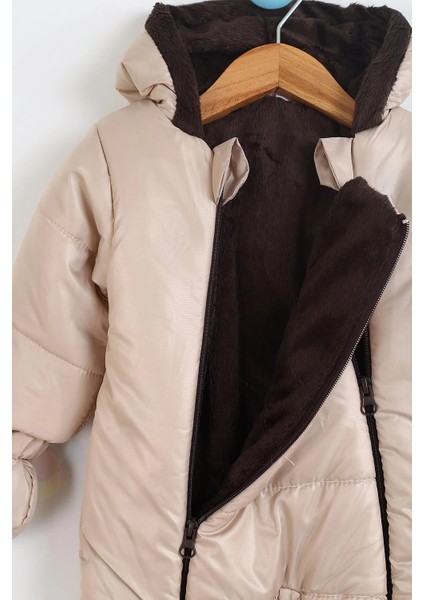 Yeni Patikli Içi Peluş Eldivenli Kapüşonlu Çocuk Kar Kışlık Erkek Bebek Astronot Tulum Kozmonot Mont modelleri