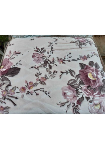 Kalın Peluş Çift Kişilik Battaniye 4kg