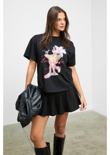 Zanıtha Kadın Yumuşak ve Esnek Kumaşlı Pileli Fermuarlı Mini Siyah Etek