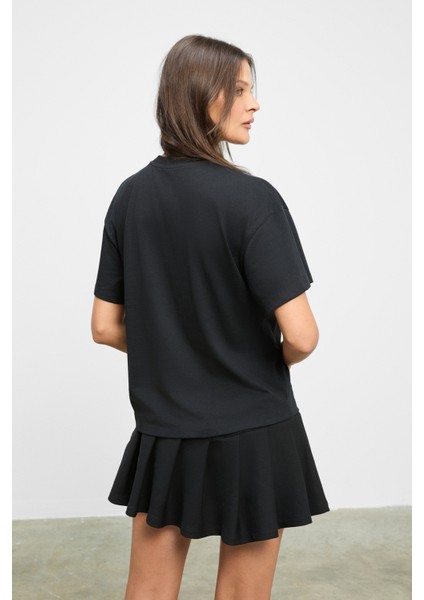 Zanıtha Kadın Yumuşak ve Esnek Kumaşlı Pileli Fermuarlı Mini Siyah Etek fırsatları