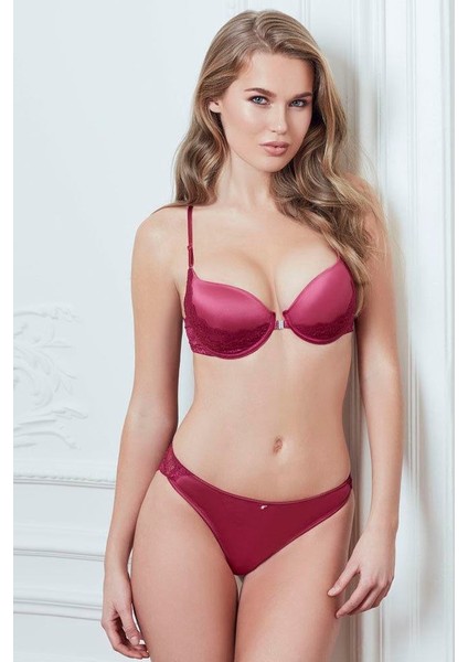 Balenli Destekli Dolgulu Önden Açılan Sırt Detaylı Dantelli Sütyen ve Slip Takım modelleri