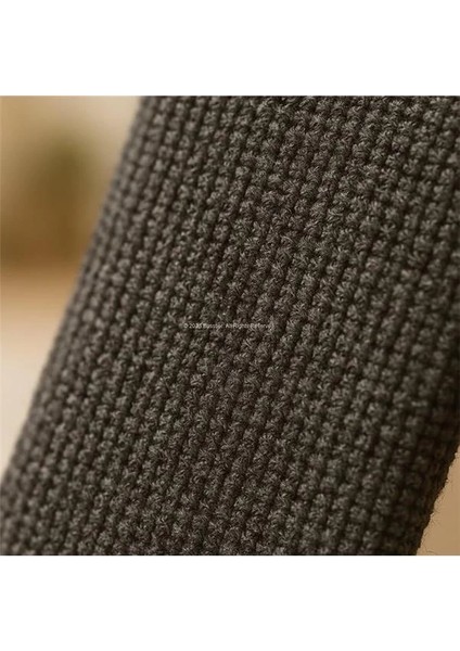 - Kedi Tırmalama Matı Koltuk Kenarı Koruyucu Antrasit Renkli Yapışkanlı Tırmalama Pedi