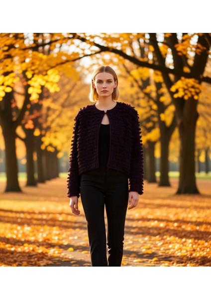 Kadın Dokulu Bisiklet Yaka Regular Kalıp Uzun Kollu Triko Hırka Günlük Şıklık ve Konfor Sunar