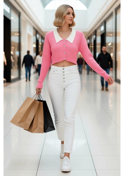 Kadın Bebe Yaka Detaylı Fitilli Triko Crop Hırka Düşük Omuzlu Uzun Kollu Rahat ve Şık Tasarım modelleri