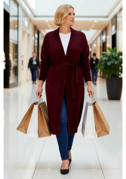 Kadın Giyiminde ve Konforu Birleştiren V Yaka Uzun Triko Hırka Düşük Kol Detayı Rahat Kalıp modelleri