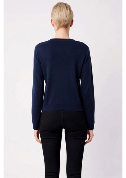 Kadın Giyim Koleksiyonu Düğme Detaylı Uzun Kollu Triko Hırka Günlük Tamamlayan Bir Parça Şık indirimleri