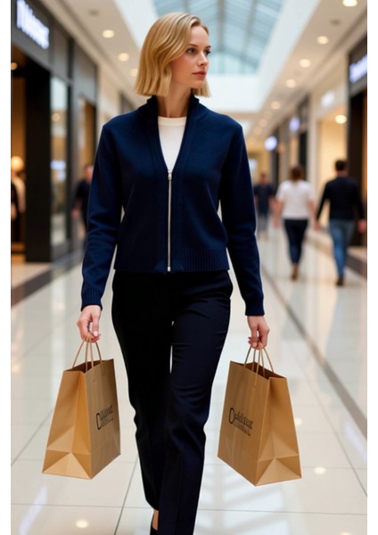 Kadın Fermuarlı Dik Yaka Triko Hırka Yumuşak Dokulu Rahat Kesim Şık Tasarım Fonksiyonel Spor modelleri