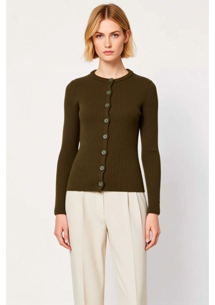 Kadın Vücuda Oturan Fitilli Dokulu Bisiklet Yaka Uzun Kollu Düğmeli Günlük Örme Triko Hırka fırsatları