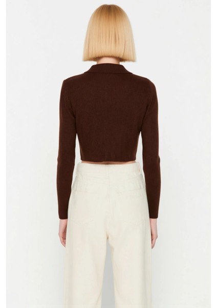 Kadın Crop Kesim Fermuarlı Polo Yaka Uzun Kollu Fitilli Triko Hırka Günlük Şıklık ve Sunan Tasarım indirimleri