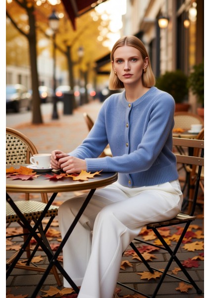 Kadın Premium Iplik Crop Triko Hırka Cep Detaylı Düğmeli Uzun Kollu Bisiklet Yaka Casual Şıklık fiyatları