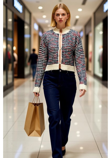 Kadın Sıcak Tutan Oversize Crop Dik Yaka Geometrik Örgü Desenli Uzun Kollu Triko Hırka Kış modelleri