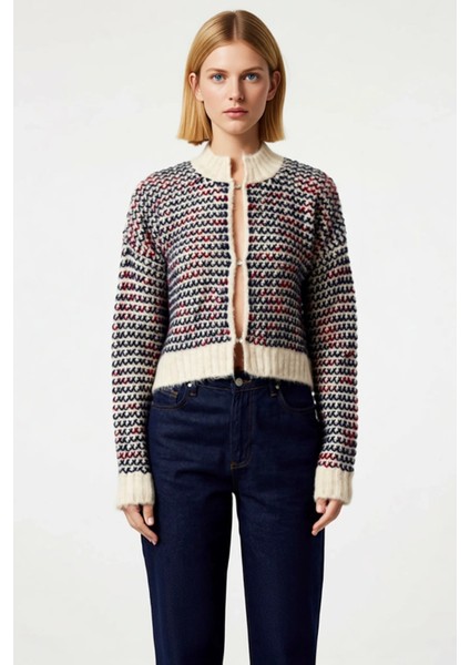 Kadın Sıcak Tutan Oversize Crop Dik Yaka Geometrik Örgü Desenli Uzun Kollu Triko Hırka Kış fırsatları