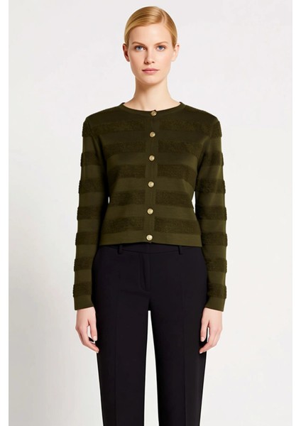 Kadın Dokulu Bisiklet Yaka Crop Triko Hırka Uzun Kollu Şık Düğmeli Rahat Kalıp Günlük Şıklık Sunar modelleri