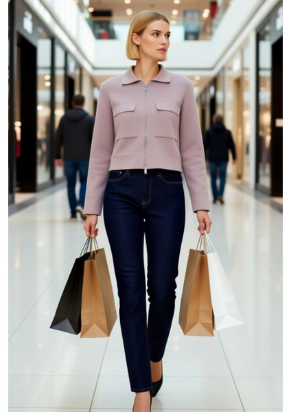 Kadın Modern Polo Yaka Fermuarlı Önü Cepli Uzun Kollu Rahat Kalıp Kısa Triko Ceket Günlük Şıklık modelleri