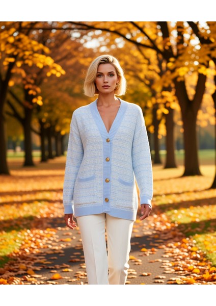 Kadın Geniş Kalıp V Yaka Düşük Kol Dokulu Simli Tüvit Görünümlü Uzun Triko Hırka Düğmeli Şık