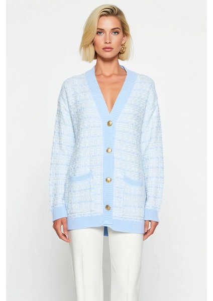 Kadın Geniş Kalıp V Yaka Düşük Kol Dokulu Simli Tüvit Görünümlü Uzun Triko Hırka Düğmeli Şık fırsatları