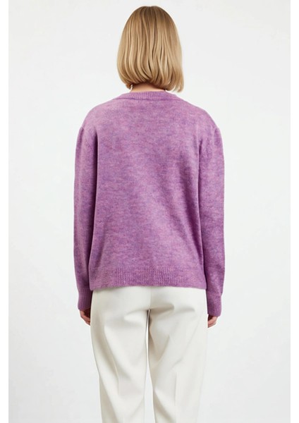 Kadın Yumuşak Dokulu Kalp Düğmeli Triko Hırka Ceket Görünümüyle Şıklık ve Konforu Birleştiriyor indirimleri