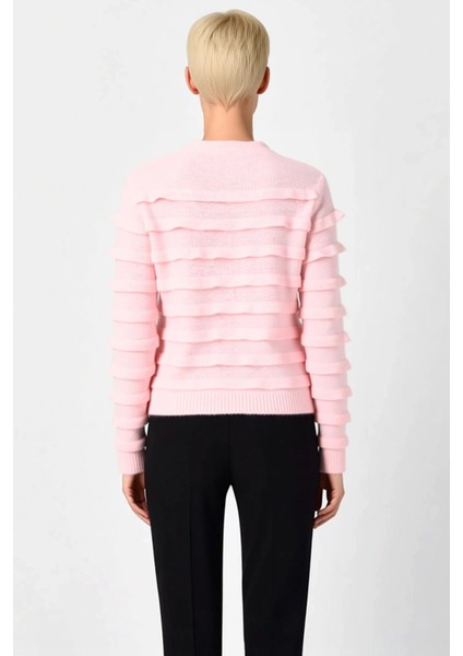 Kadın Yumuşak Dokulu Katmanlı V Yaka Triko Hırka Özgün Katmanlı Tasarımıyla Göz Alıcı ve Konforlu indirimleri