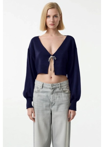 Kadın Crop Triko Hırka Düşük Kol V Yaka Fiyonklu Detaylı Şık Rahat Günlük Giyim Stili Oluşturun fırsatları