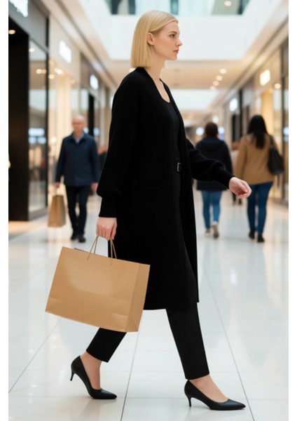 Kadın Uzun Boy Oversize Kesim Düz Renk Akrilik Triko Hırka Günlük ve Casual Kombinlerin Vazgeçilmezi modelleri