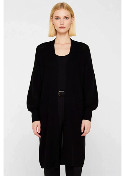 Kadın Uzun Boy Oversize Kesim Düz Renk Akrilik Triko Hırka Günlük ve Casual Kombinlerin Vazgeçilmezi fırsatları