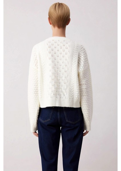 Kadın Crop Oversize Saç Örgü Dantel Garnili Yumuşak Dokulu Triko Hırka Uzun Kollu Şık Tasarım indirimleri