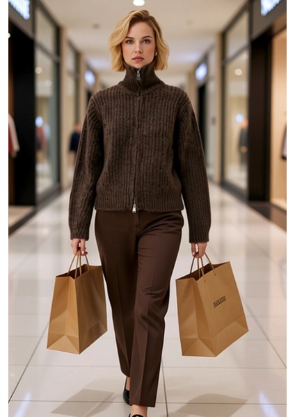 Kadın Geniş Kalıp Fermuarlı Triko Hırka Günlük Stilinizi Tamamlayan Yumuşak Dokunuş ve Konfor modelleri