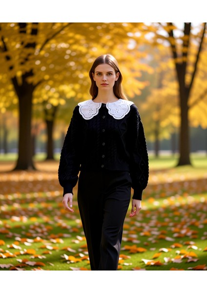 Kadın Yumuşak Dokulu Saç Örgü Desenli Nakış Detaylı Yakalı Düğmeli Uzun Kollu Triko Hırka Şık