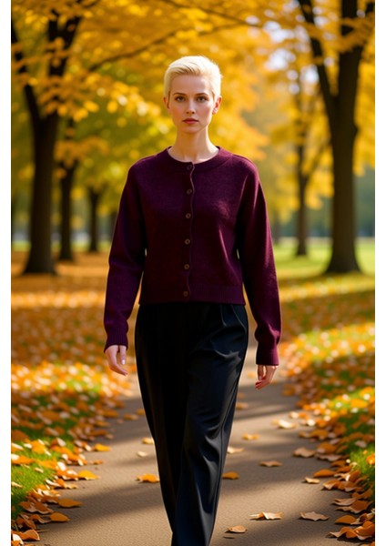 Kadın Bisiklet Yaka Düşük Kol Oversize Kesim Triko Hırka Kış Günleri Konforlu Şık Bir Dış Giyim