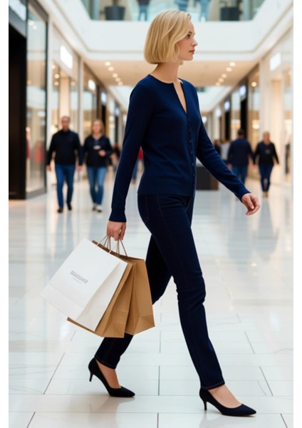 Kadın Premium Iplik Fitted Vücuda Oturan Triko Hırka Uzun Kollu Düğmeli Şık Günlük Stile Uyumlu modelleri