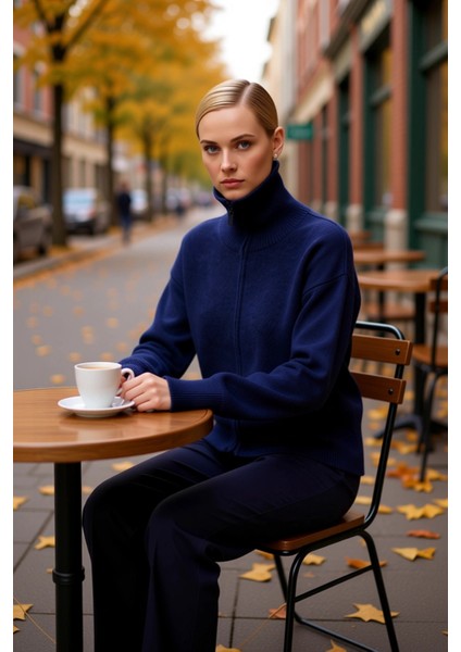 Kadın Yumuşak Dokulu Geniş Kalıp Fermuarlı Triko Hırka Günlük Stilinize Konforlu ve Şık Bir Dokunuş fiyatları