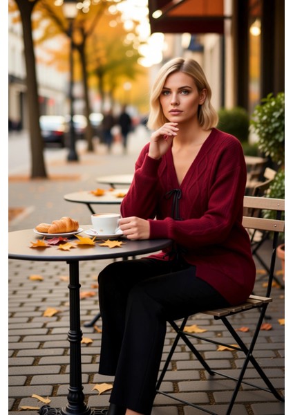 Kadın V Yaka Örgü Desenli Bağlamalı Uzun Kollu Regular Kalıp Cepli Triko Hırka Günlük Şıklık fiyatları