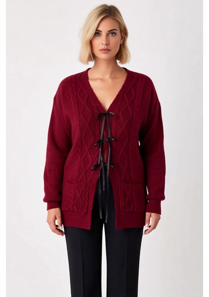 Kadın V Yaka Örgü Desenli Bağlamalı Uzun Kollu Regular Kalıp Cepli Triko Hırka Günlük Şıklık fırsatları