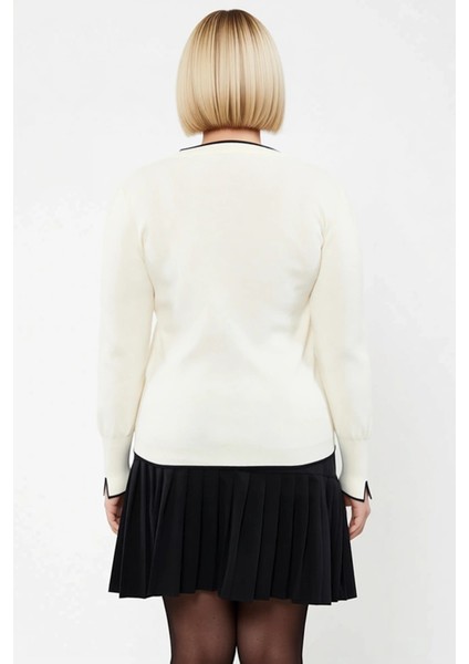 Kadın V Yaka Düğme Detaylı Şeritli Uzun Kollu Regular Kesim Triko Hırka Casual Giyim Stili indirimleri