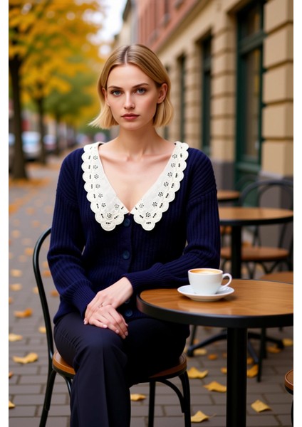 Kadın Gömlek Yaka Garnili Işlemeli Detaylara Sahip Yumuşak Dokulu Geniş Kalıp Balon Kol Triko Hırka fiyatları