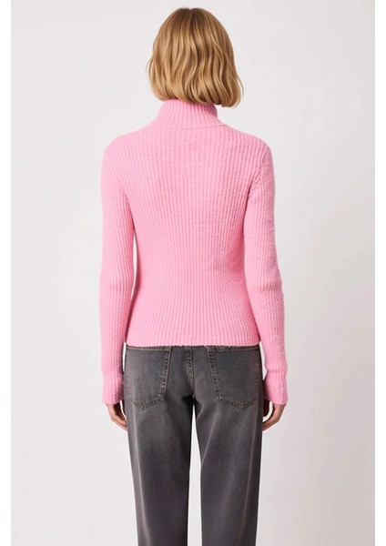 Kadın Gardırop Temelleri Fermuarlı Dik Yaka Yumuşak Dokulu Fit Kesim Uzun Kollu Triko Hırka indirimleri