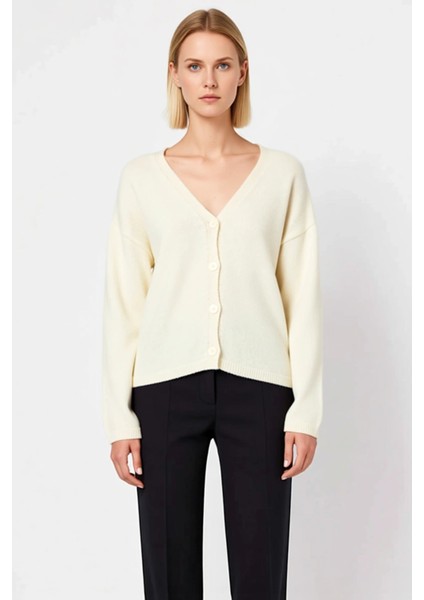 Kadın V Yaka Düşük Kol Triko Hırka Rahat Kalıp Günlük Stilin Tamamlayıcısı Konforlu Tasarım