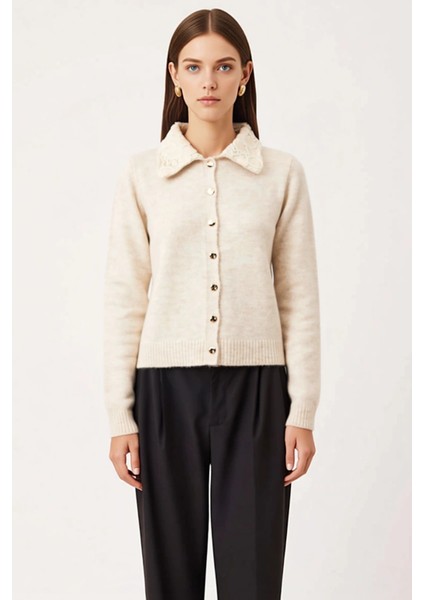 Kadınların Günlük Özel Dantel Detaylı Polo Yaka Uzun Kollu Triko Hırka Rahat Kesim Konforlu Dokunuş fırsatları