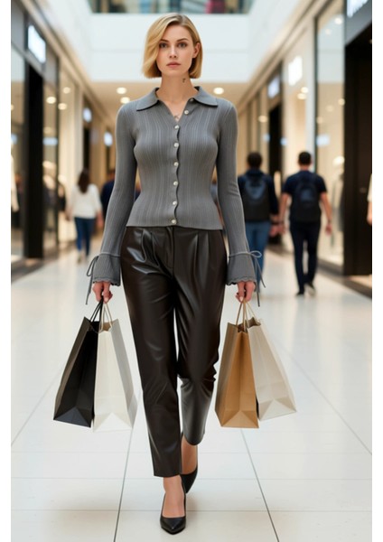 Kadın Zamansız Şıklık Fitilli Polo Yaka Uzun Kollu Manşet Bağlama Detaylı Düğmeli Triko Hırka modelleri