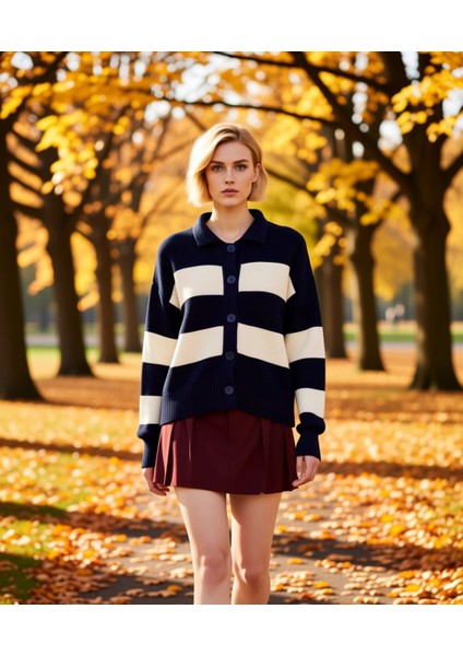 Genç Kadın Çizgili Polo Yaka Triko Hırka Konforlu Selanik Örgü Dokusuyla Günlük Şıklığınıza Yeni Bir