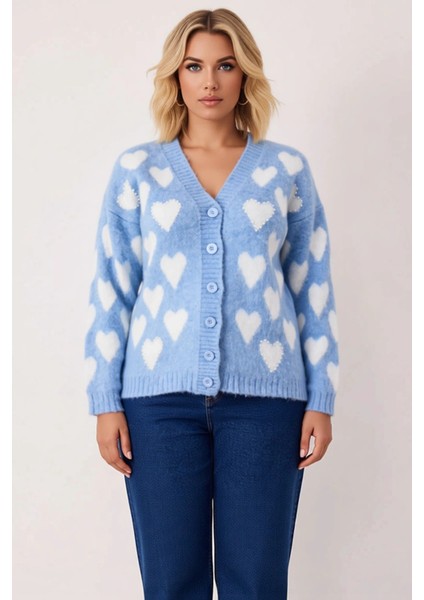 Kadın Yumuşak Tuşeli Kalp Desenli Düğmeli V Yaka Uzun Kollu Regular Fit Triko Hırka Günlük Şıklık fırsatları