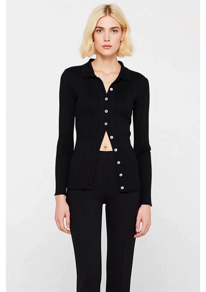 Kadın Merserize Dokulu Fitilli Polo Yaka Düğmeli Uzun Kollu Dar Kesim Şık Günlük Triko Bluz fırsatları