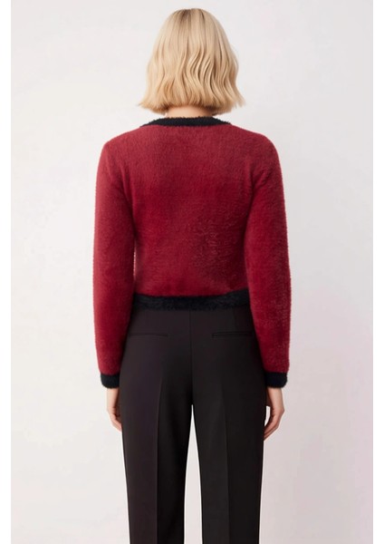 Kadın Crop Sakal Tüylü Iplik Detaylı Ceket Görünümlü Triko Hırka Modern ve Konforlu Stil Şık indirimleri