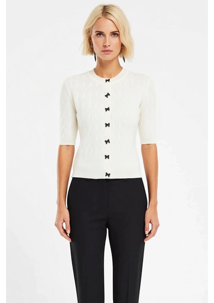 Özel Dokulu Premium Iplik Saç Örgü Desenli Şık Kurdele Düğmeli Kısa Kesim Triko Hırka Kadın fırsatları