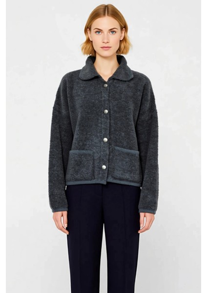 Kadın Oversize Kalıp Polo Yaka Düşük Kol Uzun Kollu Buklet Triko Hırka Rahat ve Şık Bir Görünüm fırsatları