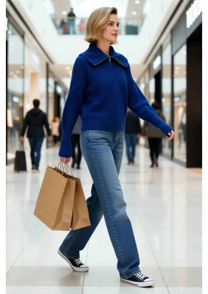 Kadın Geniş Kalıp Devrik Yaka Fermuarlı Triko Hırka Rahat ve Şık Görünüm Sunan Uzun Kollu Üst Giyim modelleri