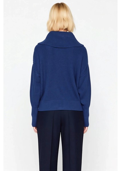 Kadın Geniş Kalıp Devrik Yaka Fermuarlı Triko Hırka Rahat ve Şık Görünüm Sunan Uzun Kollu Üst Giyim indirimleri