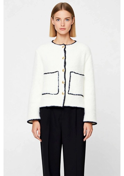 Kadın Kontrast Detaylı Düğmeli Tüylü Dokulu Triko Ceket Hırka Günlük ve Ofis Fonksiyonel Şık fırsatları