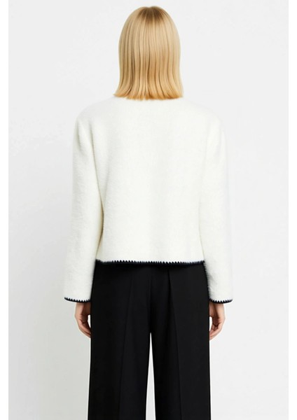 Kadın Kontrast Detaylı Düğmeli Tüylü Dokulu Triko Ceket Hırka Günlük ve Ofis Fonksiyonel Şık indirimleri