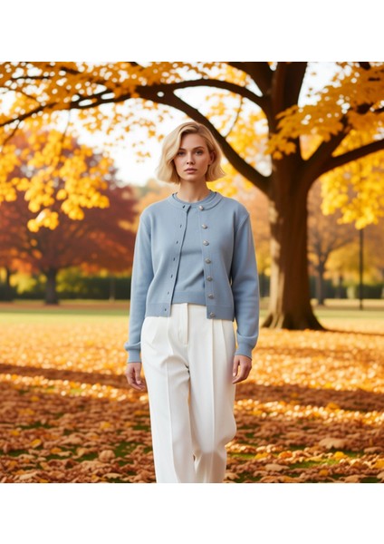 Kadın Bisiklet Yaka Düz Desen Triko Hırka Bluz Takımı Rahat ve Şık Bir Görünüm Fonksiyonel